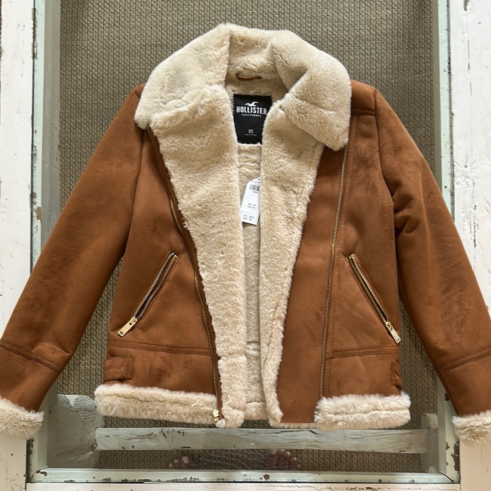 Hollister Women's Brown Faux Shearling Jacket